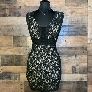 Black & Cream Lace Dress from Liberty Love -Size M